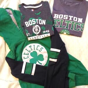 Boys Boston Celtics Lot, 2 Tshirts, 1 Hoody, size medium